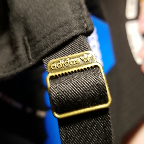 ADIDAS STRAPBACK HAT - Picture 6 of 8